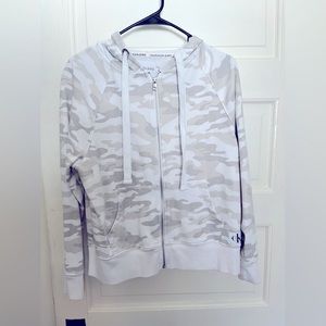 Calvin Klein full zip camo hoodie L